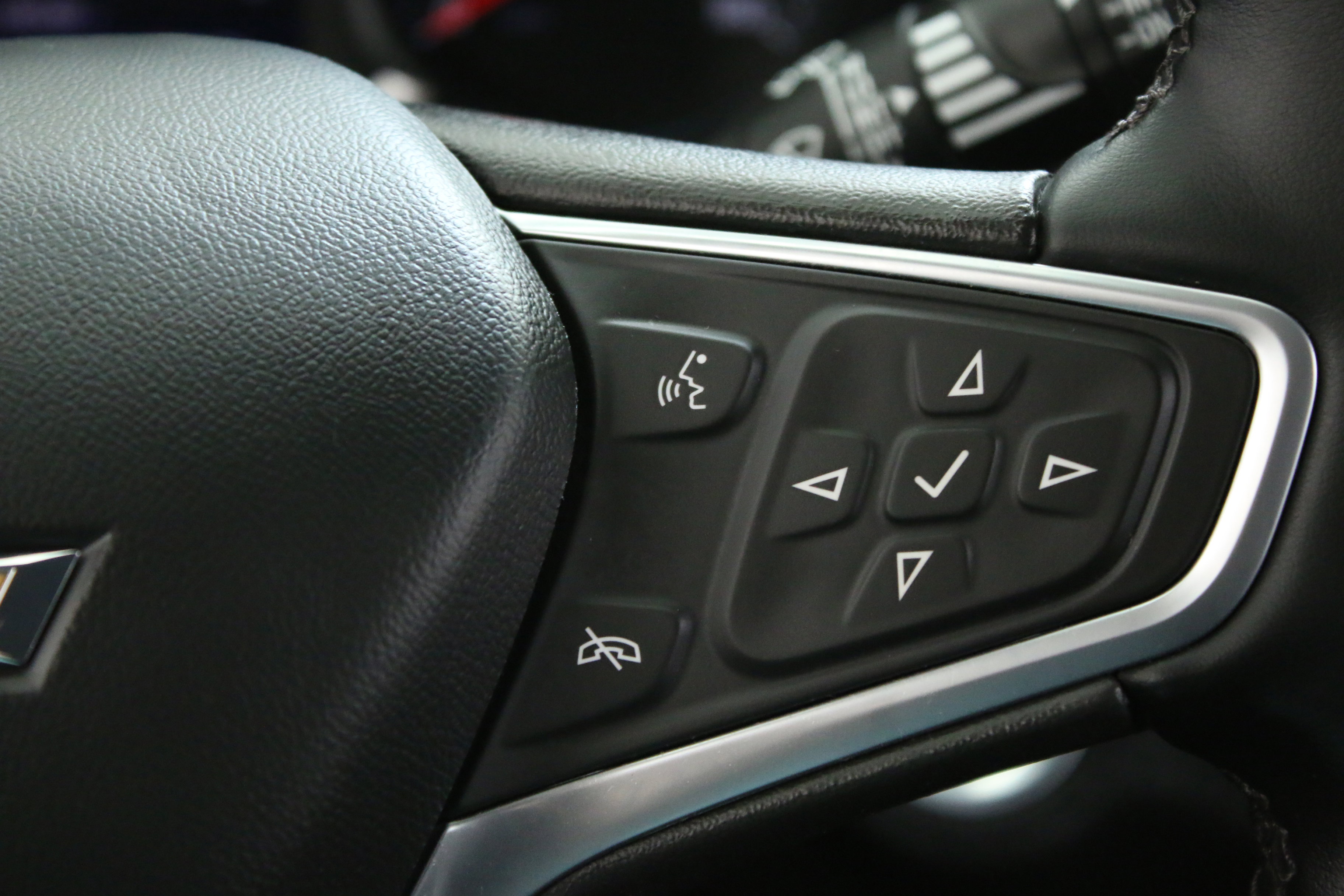 Used 2023 Chevrolet Equinox LT image 14