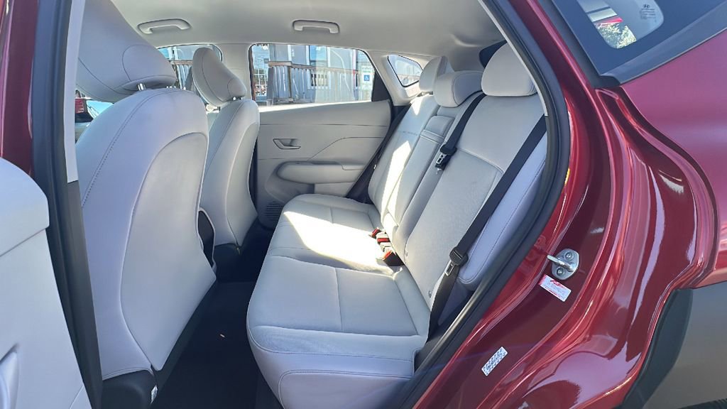 Certified 2024 Hyundai Kona SE image 10
