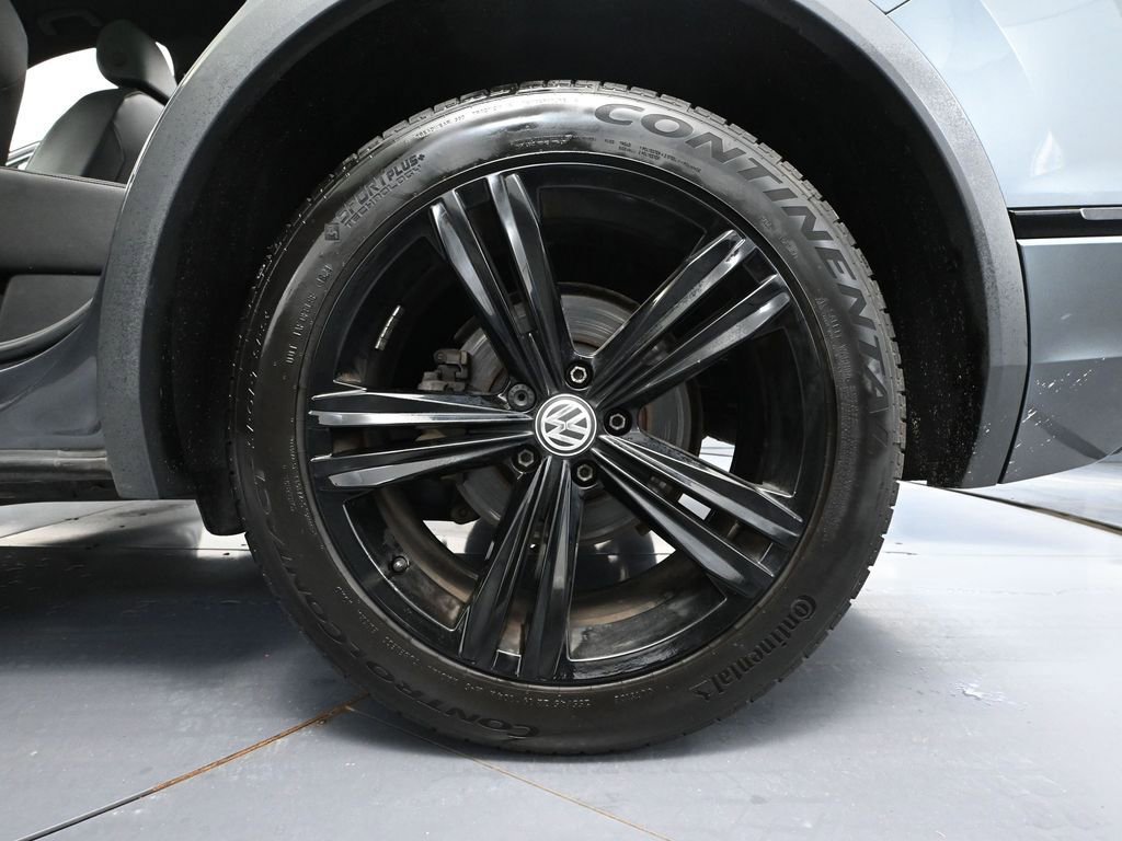 Used 2019 Volkswagen Tiguan SEL Premium R-Line image 13