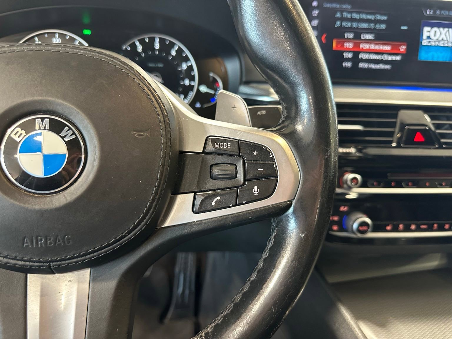 Used 2018 BMW 530i w/ M Sport Package RWD image 19