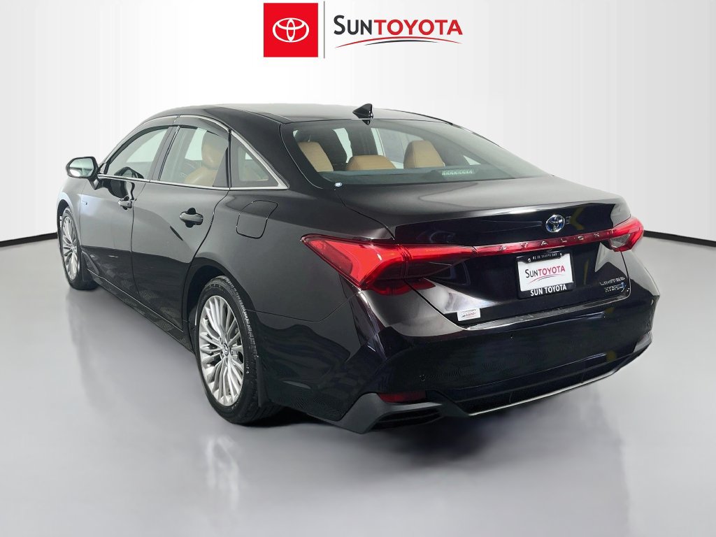 Used 2020 Toyota Avalon Limited w/ Advanced Safety Package FWD image 5