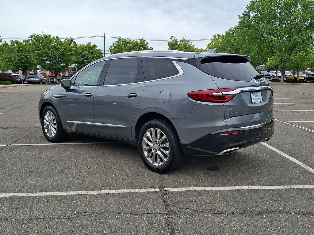 Used 2018 Buick Enclave Essence AWD/4WD image 7