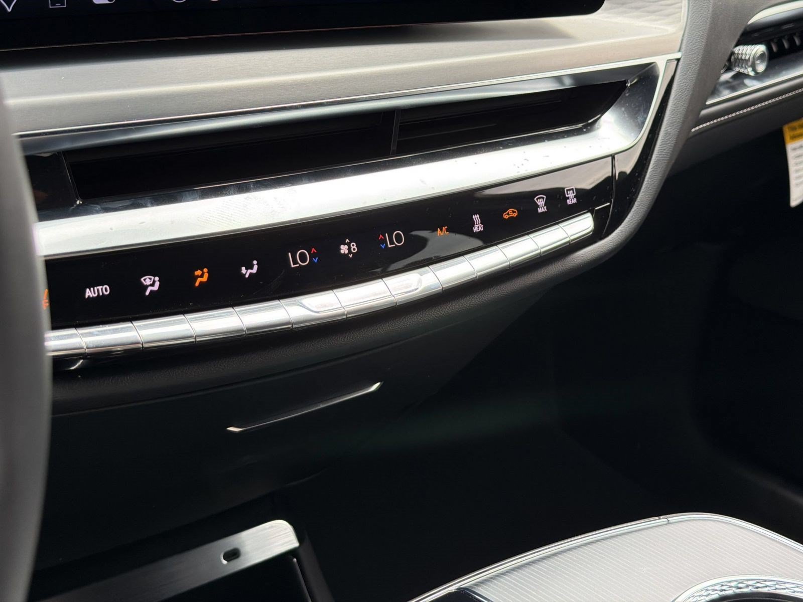 New 2026 Cadillac Lyriq V AWD/4WD image 26