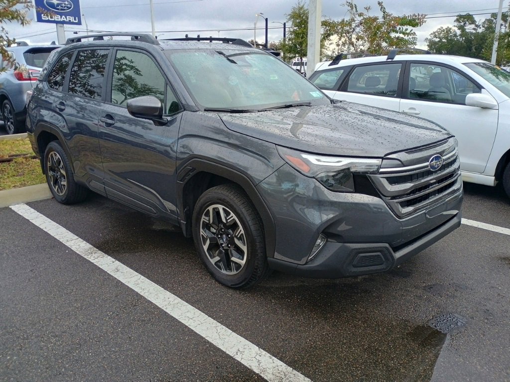Certified 2025 Subaru Forester Premium image 2