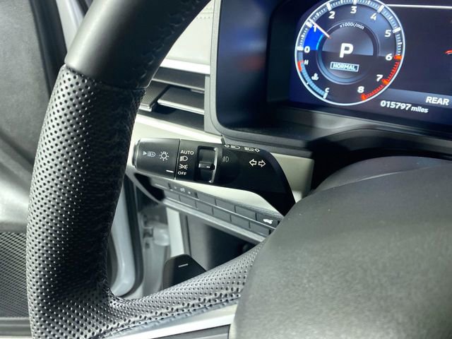 Used 2023 Mitsubishi Outlander SEL image 15