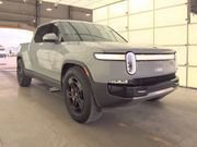 Used 2022 Rivian R1T Adventure image 1