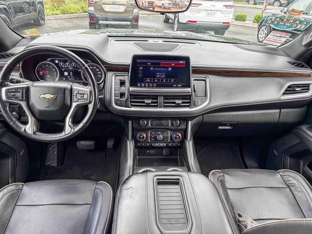 Used 2021 Chevrolet Tahoe Premier w/ Premium Package image 16