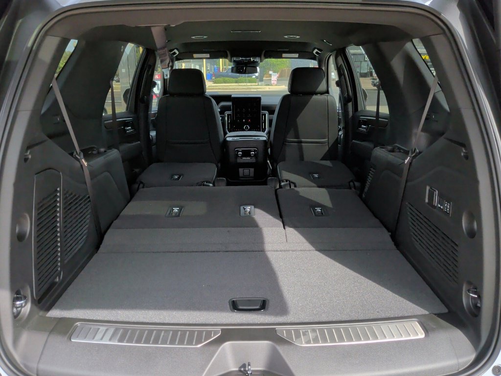 New 2027 GMC Yukon Denali RWD image 41