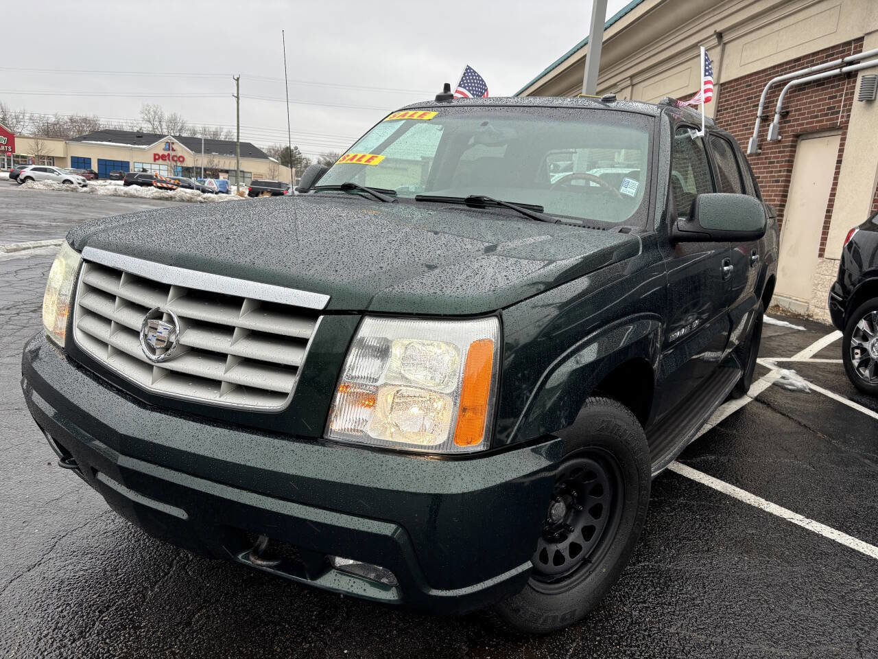 Used 2003 Cadillac Escalade EXT AWD/4WD image 4