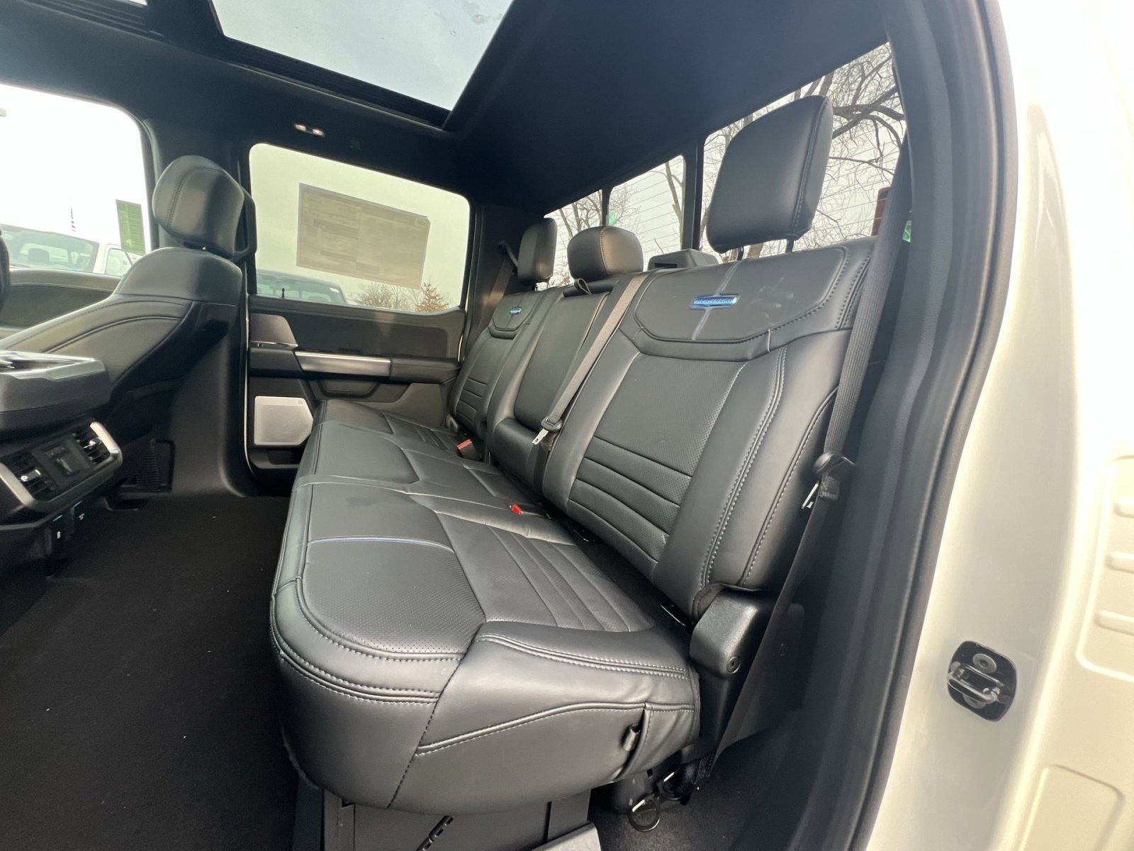 New 2025 Ford F150 Platinum w/ Equipment Group 702A High image 25