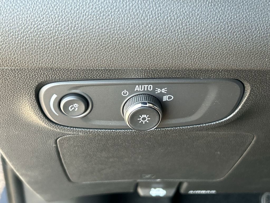 New 2026 Buick Encore GX Sport Touring image 18