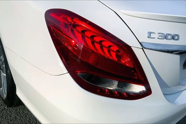 Used 2018 Mercedes-Benz C 300 4MATIC Sedan image 25