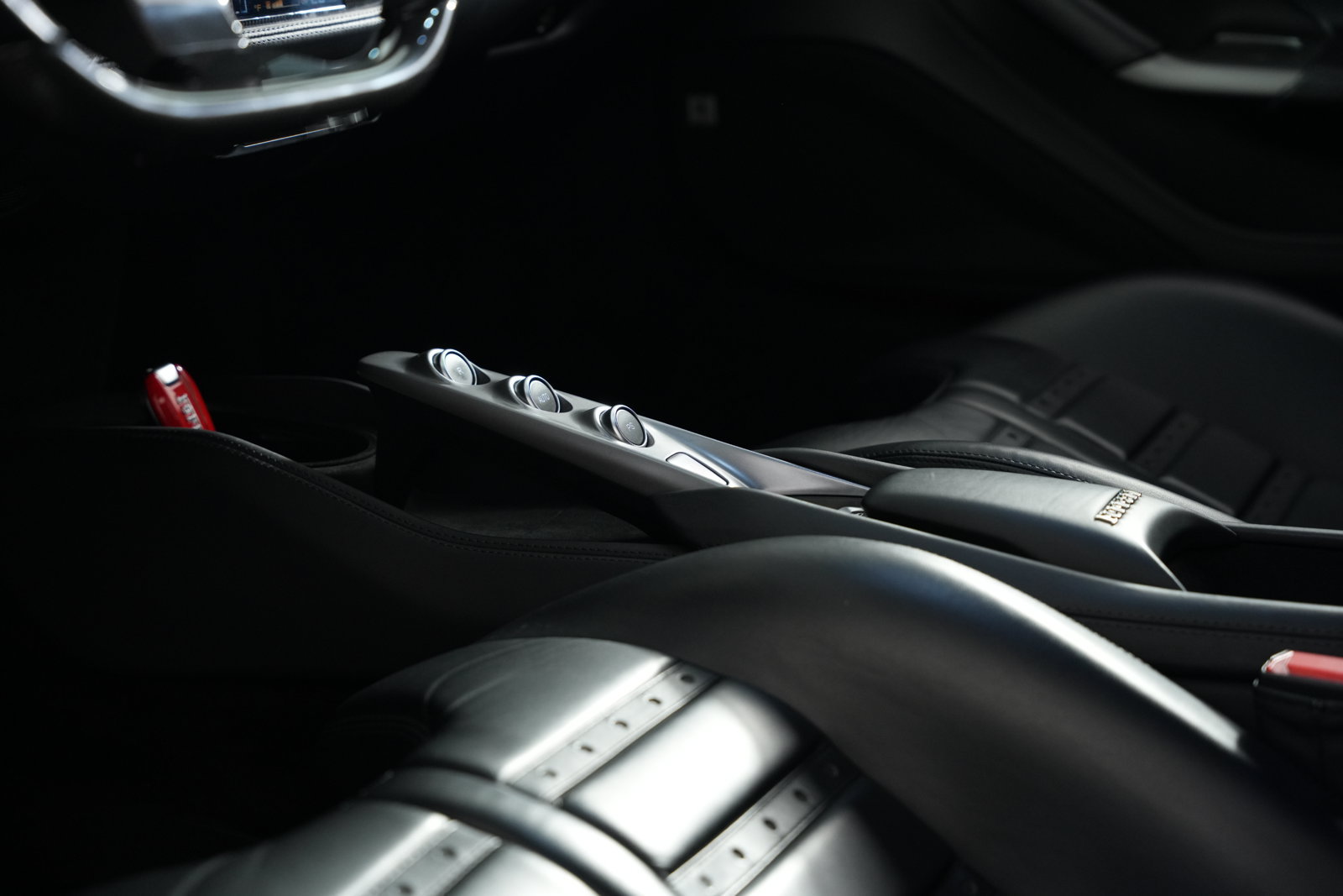 Used 2020 Ferrari F8 Tributo RWD image 42