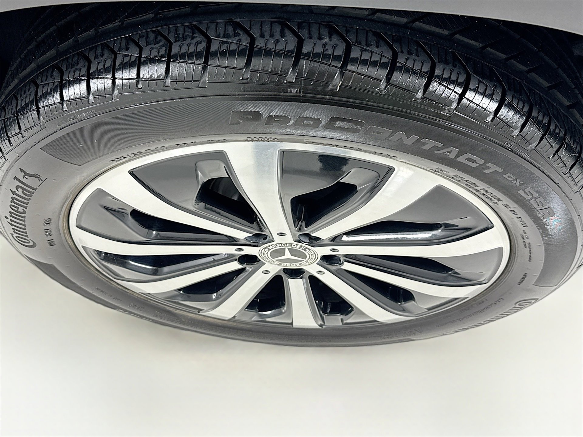 Certified 2022 Mercedes-Benz GLB 250 image 32