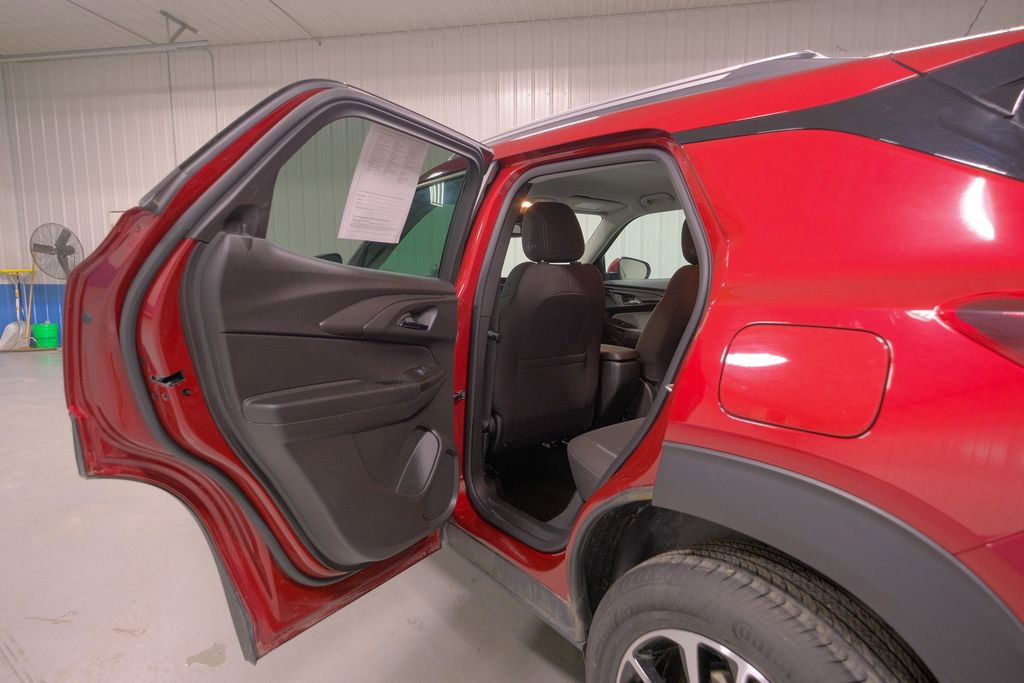Used 2025 Chevrolet TrailBlazer LT image 26