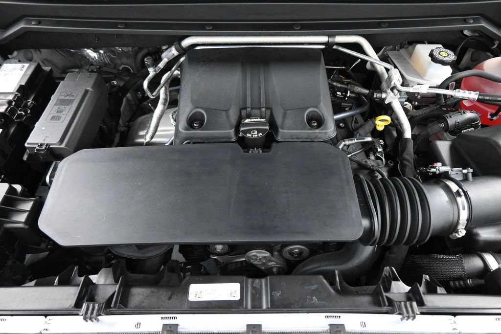 Used 2024 GMC Canyon Elevation RWD image 18