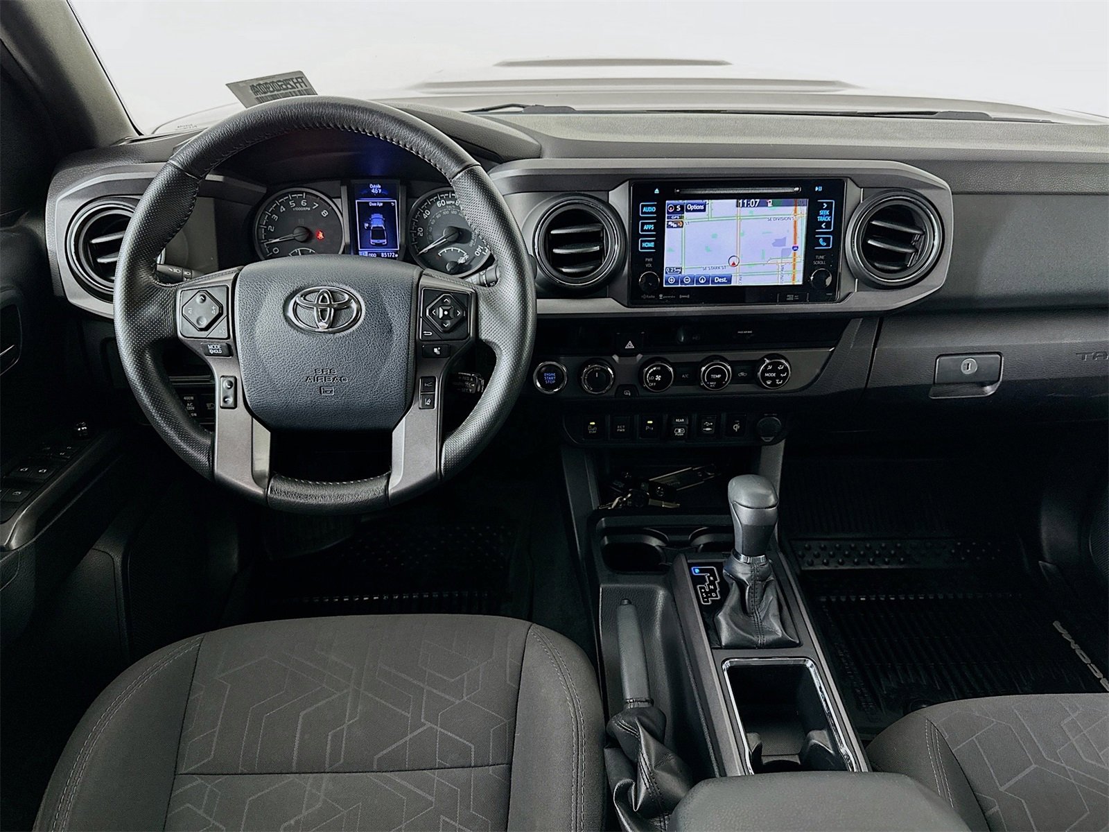 Used 2018 Toyota Tacoma TRD Sport w/ Technology Package image 21