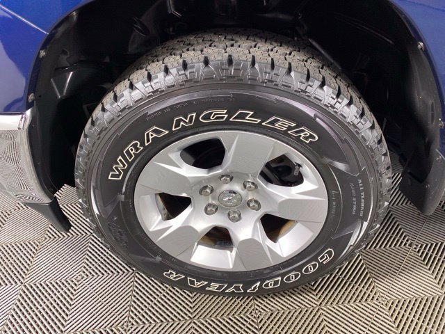 Used 2019 RAM 1500 Big Horn AWD/4WD image 14