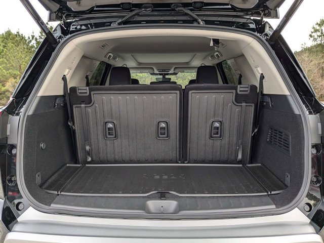 New 2025 Nissan Pathfinder Platinum w/ Cargo Package image 13