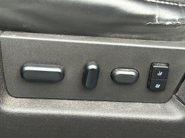 Used 2011 Ford F150 FX4 w/ FX Luxury Pkg AWD/4WD image 28