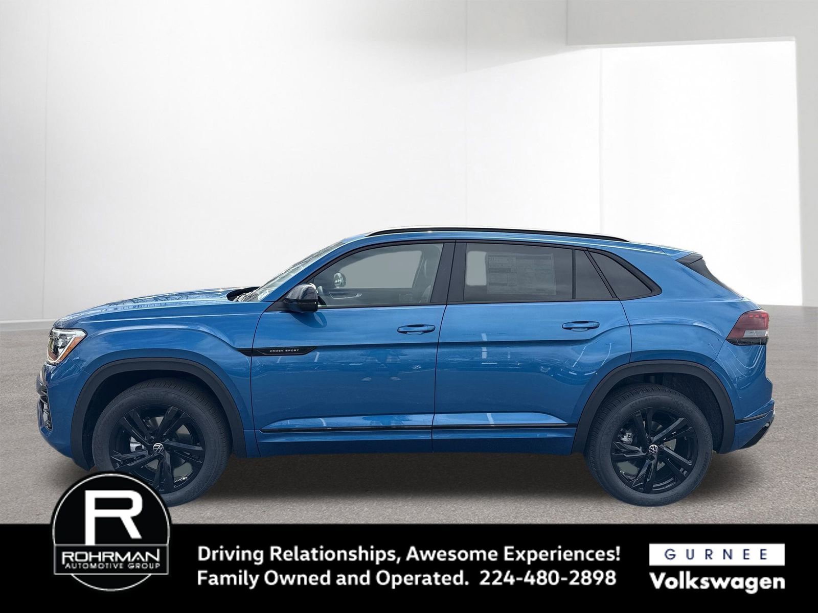 New 2025 Volkswagen Atlas Cross Sport SEL R-Line image 5