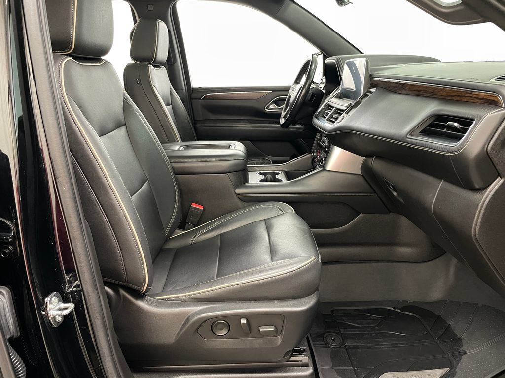 Certified 2021 Chevrolet Tahoe Premier w/ Premium Package 2 AWD/4WD image 43