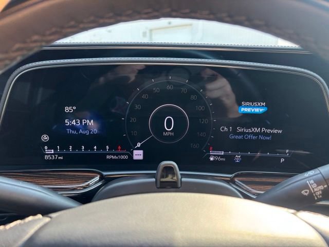 Certified 2024 Cadillac Escalade ESV Premium Luxury w/ Performance Package AWD/4WD image 11