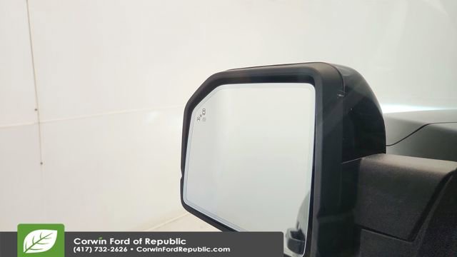 Used 2025 Ford Expedition Platinum w/ Driver's Package image 32