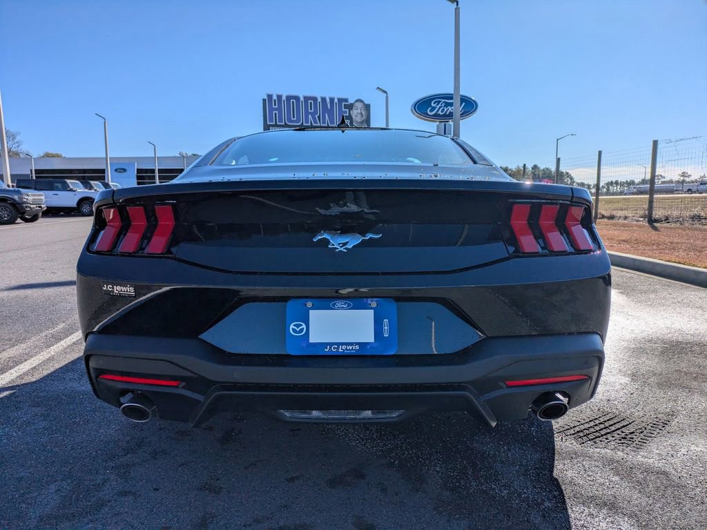 New 2026 Ford Mustang Coupe image 5