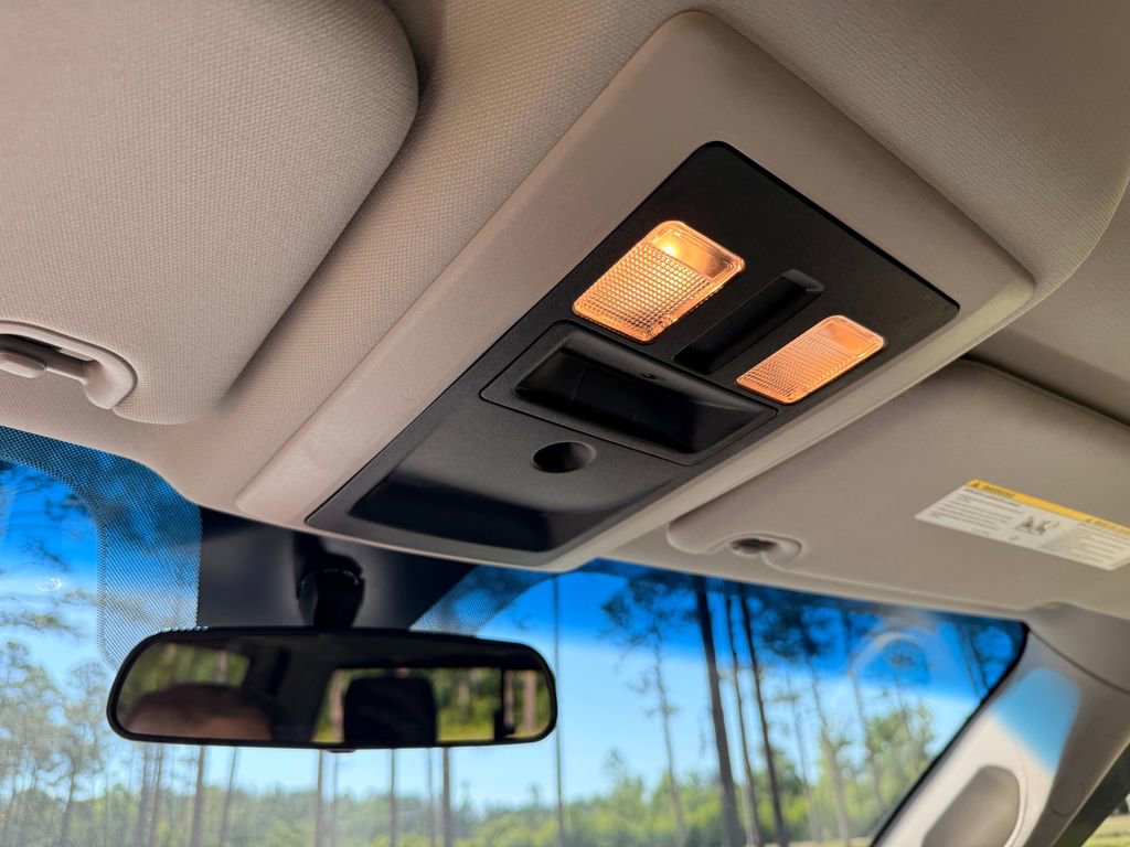 Used 2019 RAM 1500 Classic SLT AWD/4WD image 22