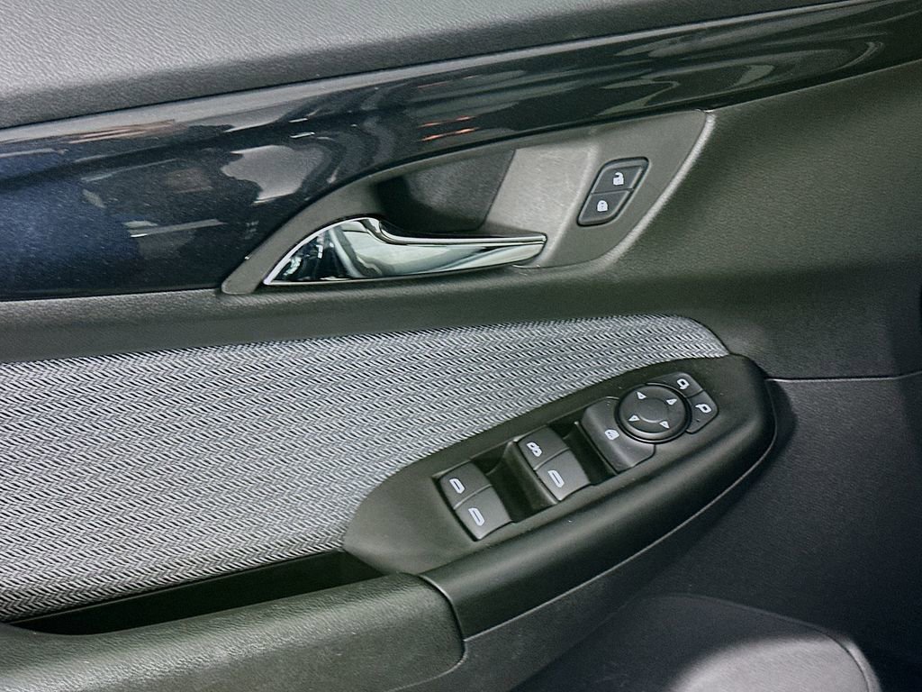 Used 2024 Chevrolet TrailBlazer LS w/ LS Convenience Package image 23