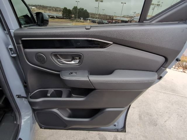 Used 2025 Honda Pilot Touring image 33