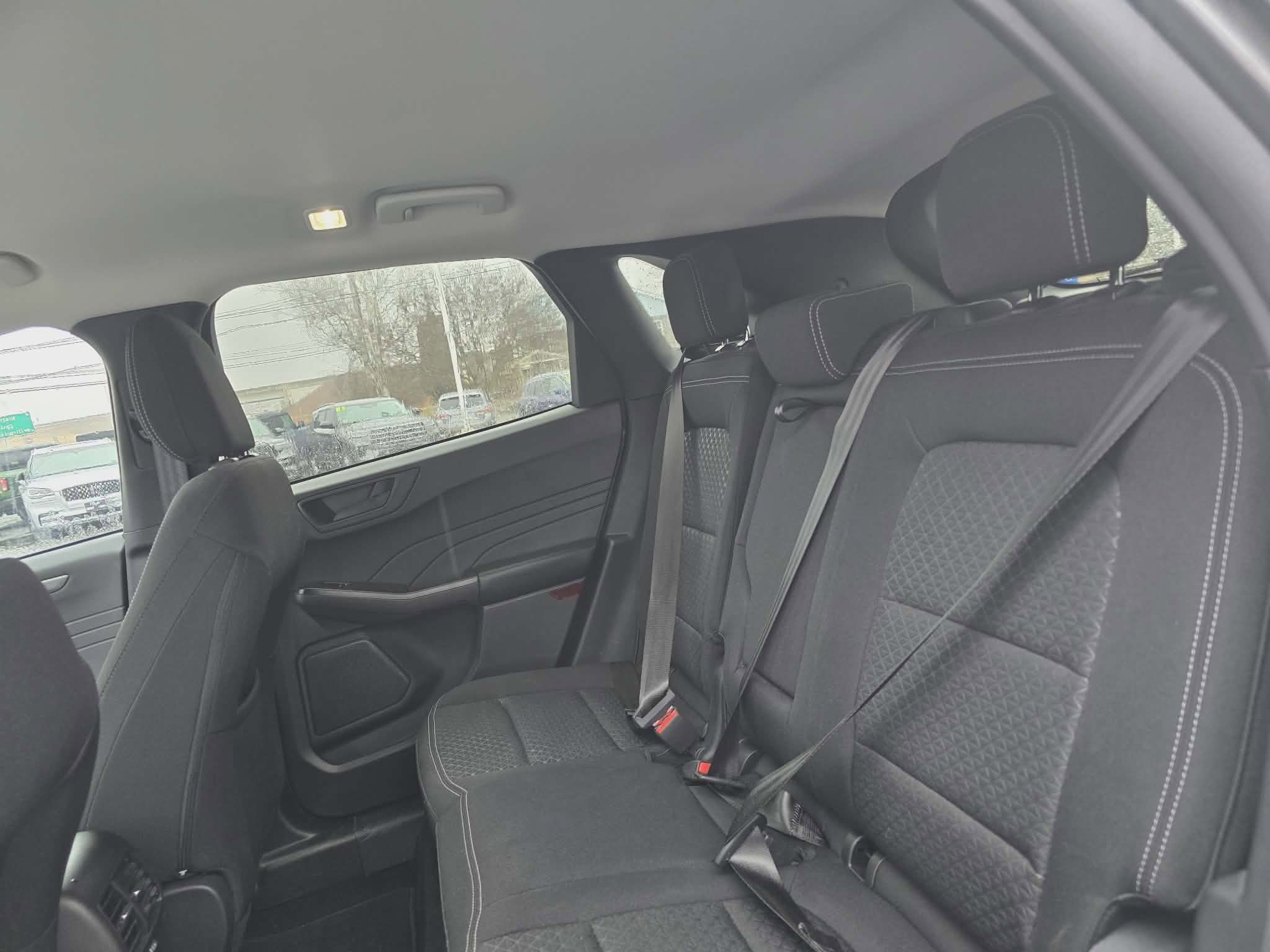 Used 2024 Ford Escape Active image 11