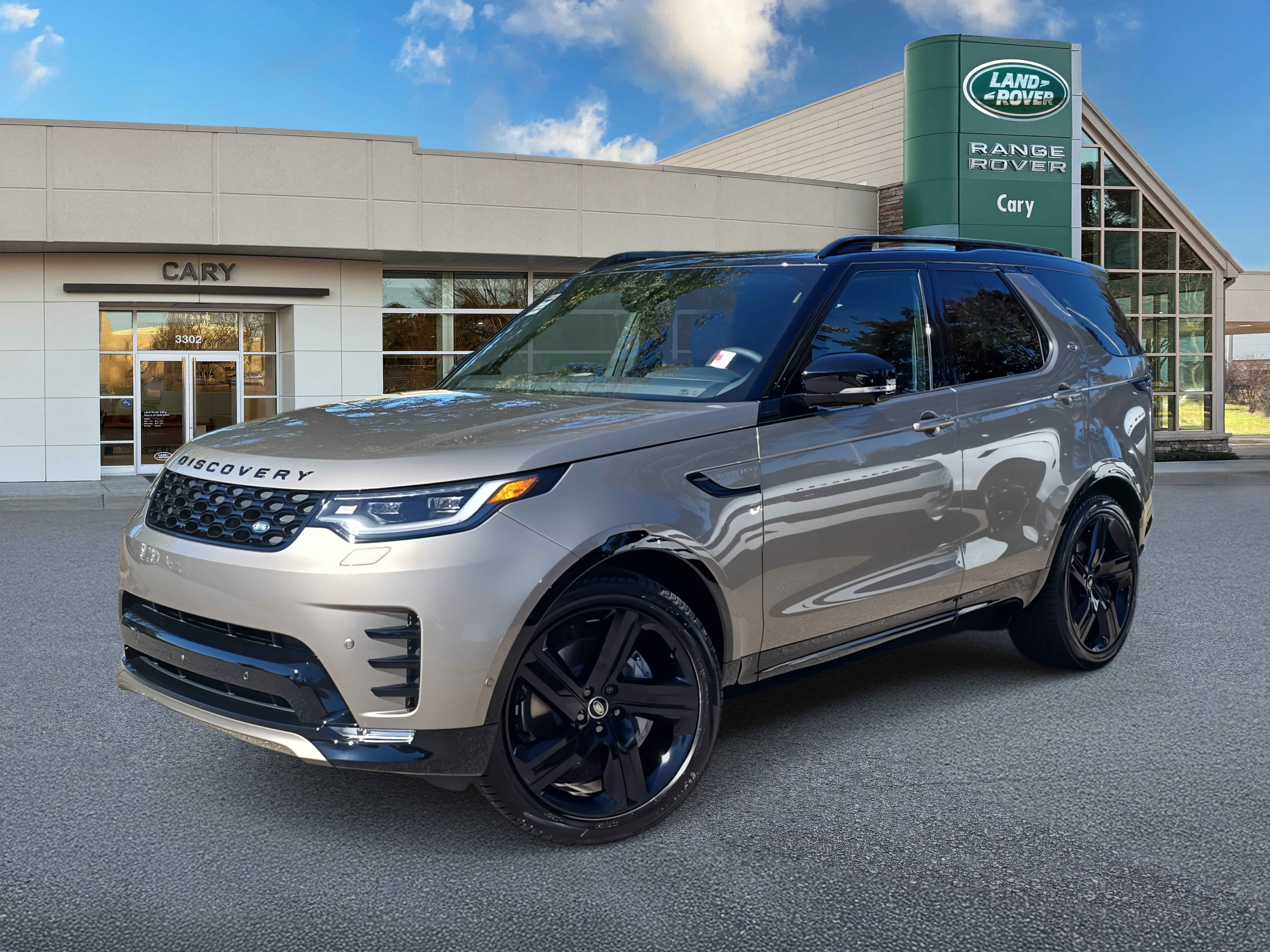 New 2026 Land Rover Discovery Dynamic SE video 1