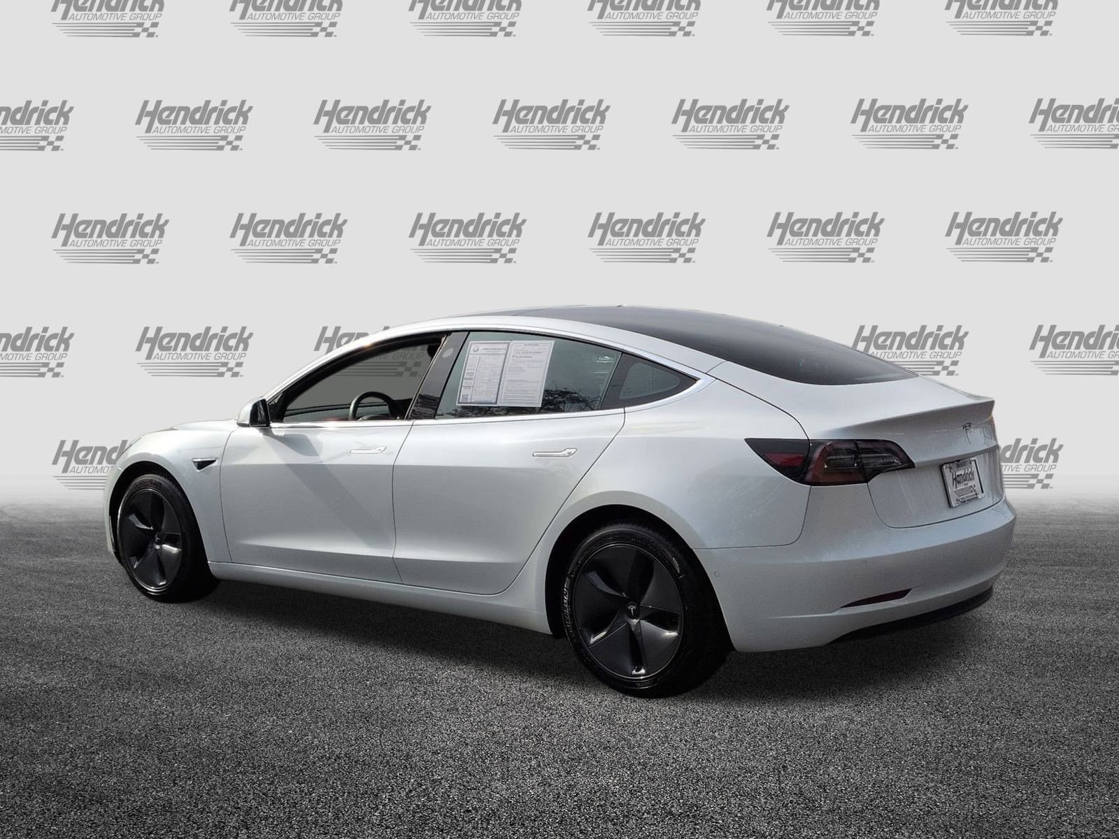 Used 2019 Tesla Model 3 Standard Range Plus image 8