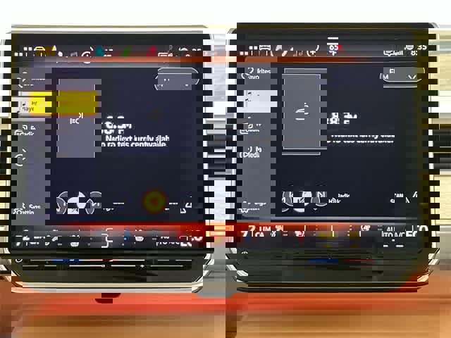 New 2025 Volkswagen ID. Buzz Pro S Plus image 11