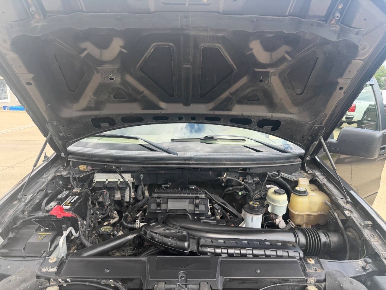 Used 2005 Ford F150 XLT AWD/4WD image 14