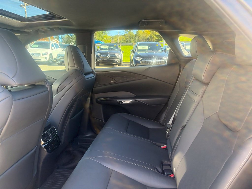 Used 2024 Lexus RX 350 F Sport w/ Convenience Package AWD/4WD image 22