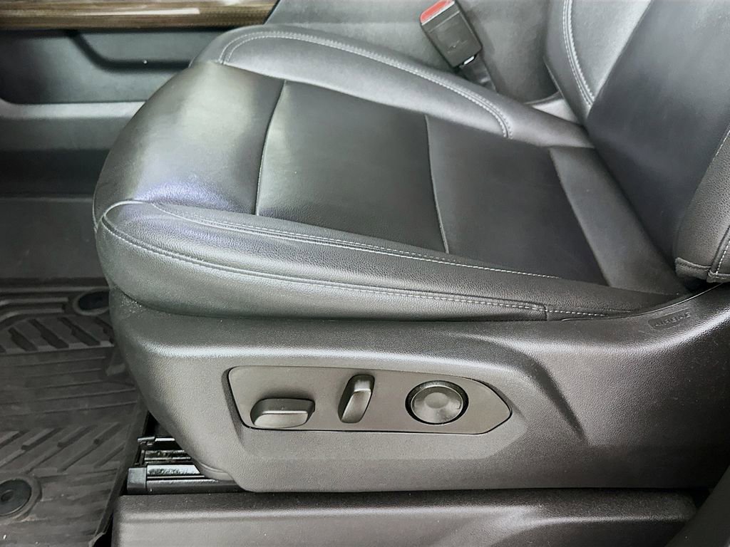 Used 2022 Chevrolet Silverado 1500 LT Trail Boss w/ LT Trail Boss Premium Package image 9