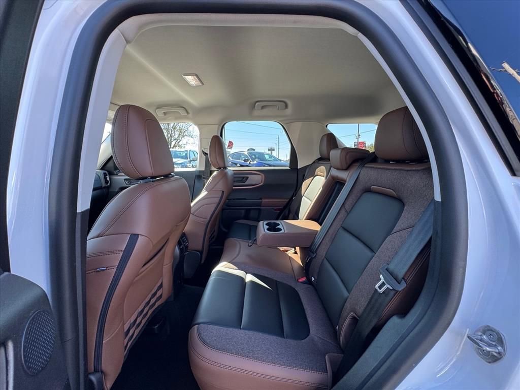 Used 2025 Ford Bronco Sport Outer Banks w/ Outer Banks Tech Package+ image 11