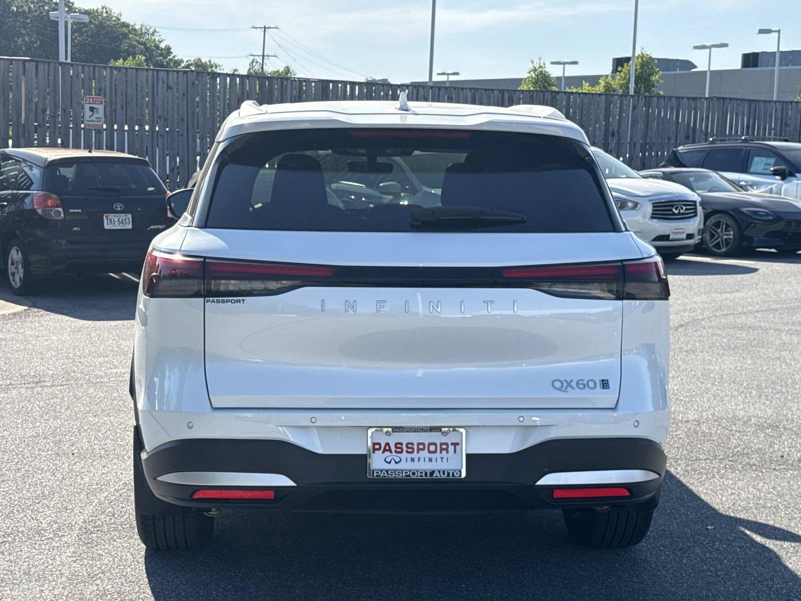 Used 2026 INFINITI QX60 Luxe w/ Cargo Package AWD/4WD image 5