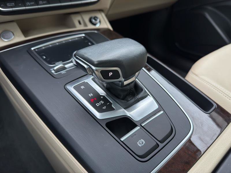 Used 2018 Audi Q5 2.0T Premium image 26