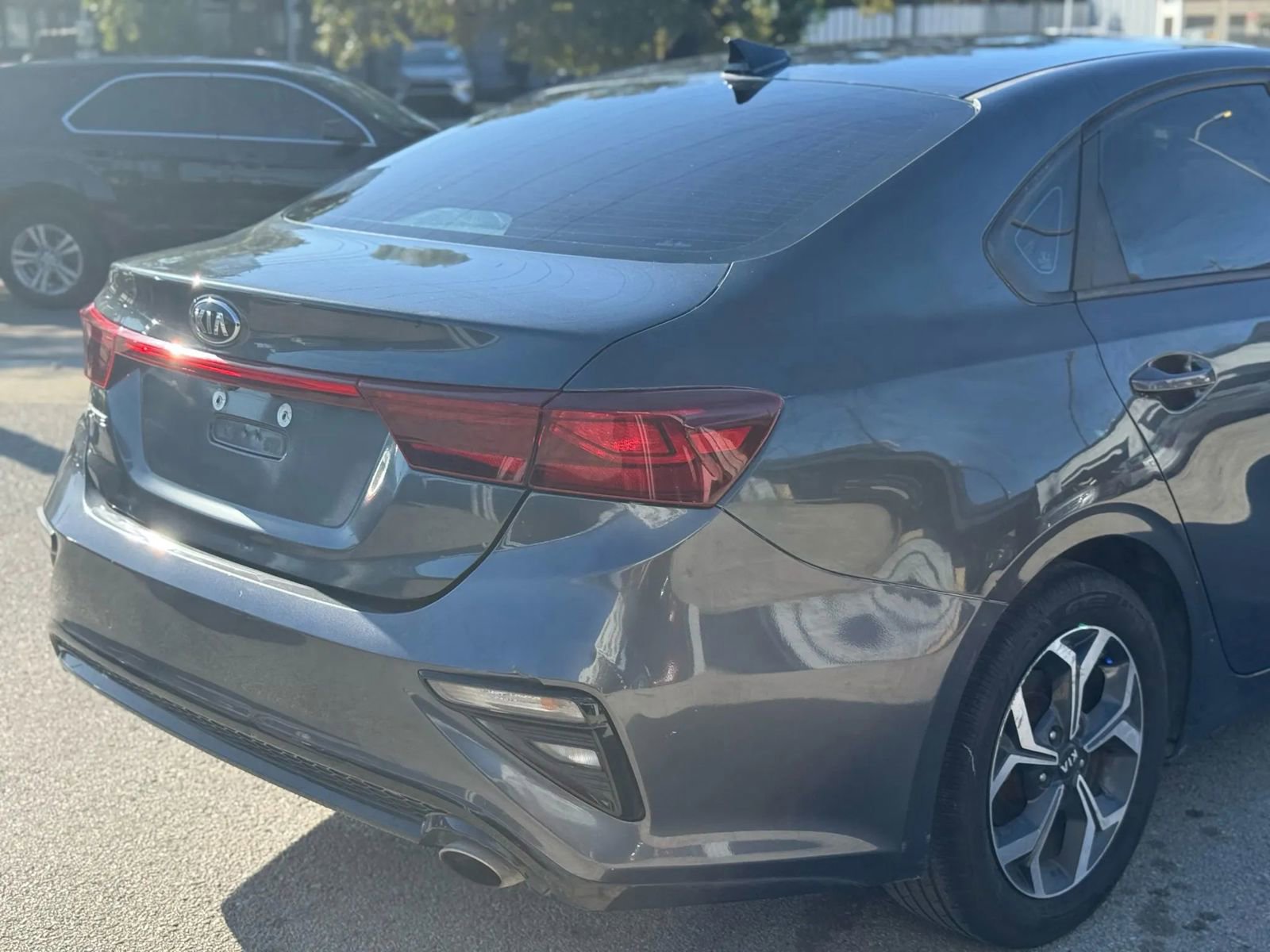 Used 2019 Kia Forte LXS FWD image 29