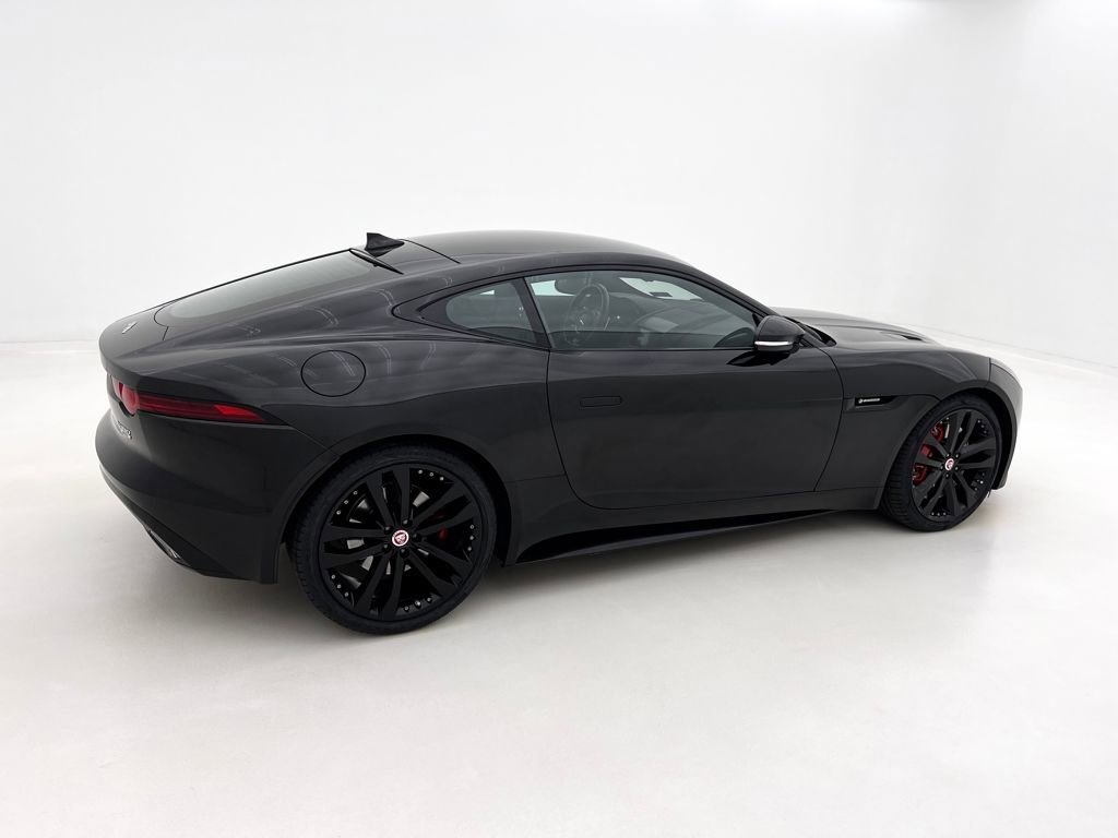 Used 2020 Jaguar F-TYPE R-Dynamic image 6