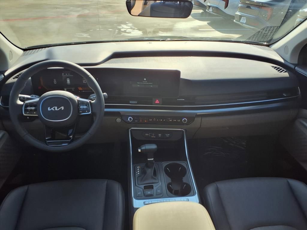 New 2026 Kia Carnival FWD video 3