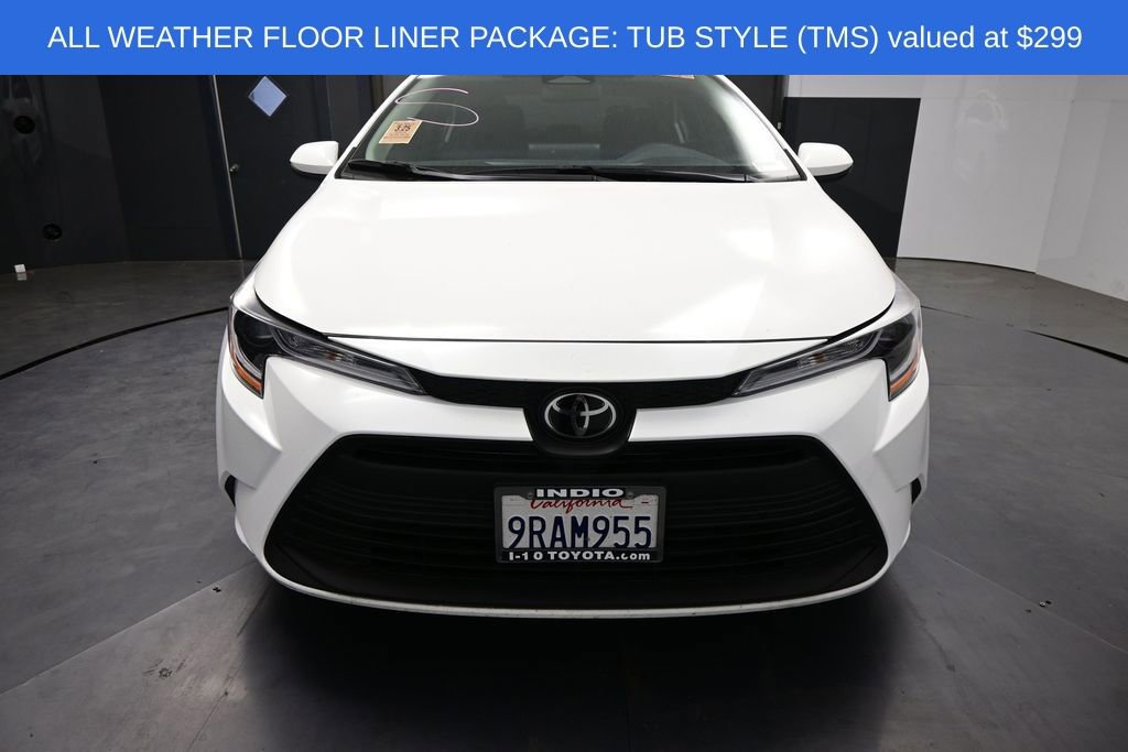 Used 2025 Toyota Corolla LE FWD image 2
