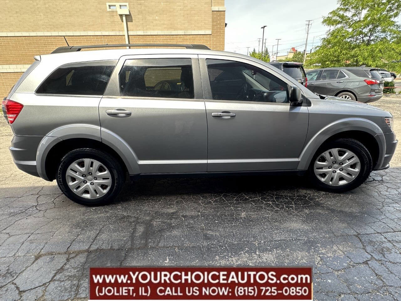 Used 2020 Dodge Journey SE image 8