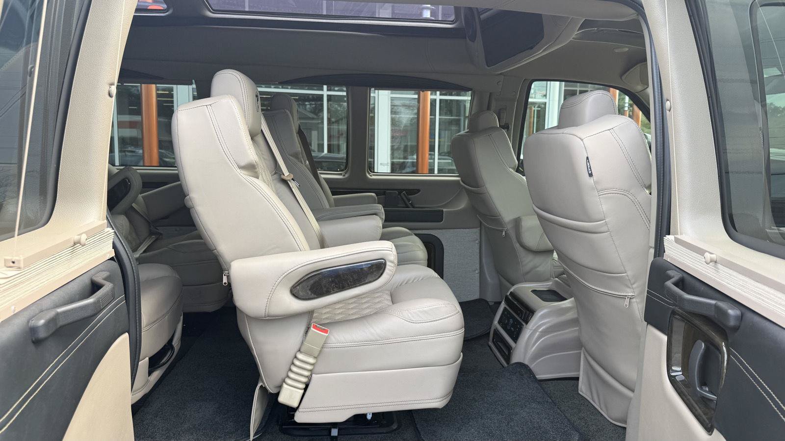 Used 2026 Chevrolet Express 2500 Extended w/ Driver Convenience Package RWD image 20