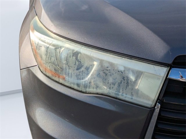 Used 2015 Toyota Highlander Limited image 9