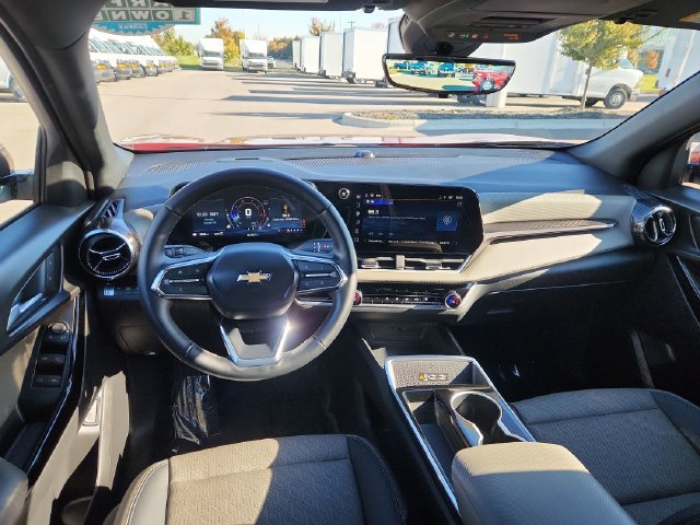 Used 2025 Chevrolet Equinox LT w/ Convenience Package II AWD/4WD image 33
